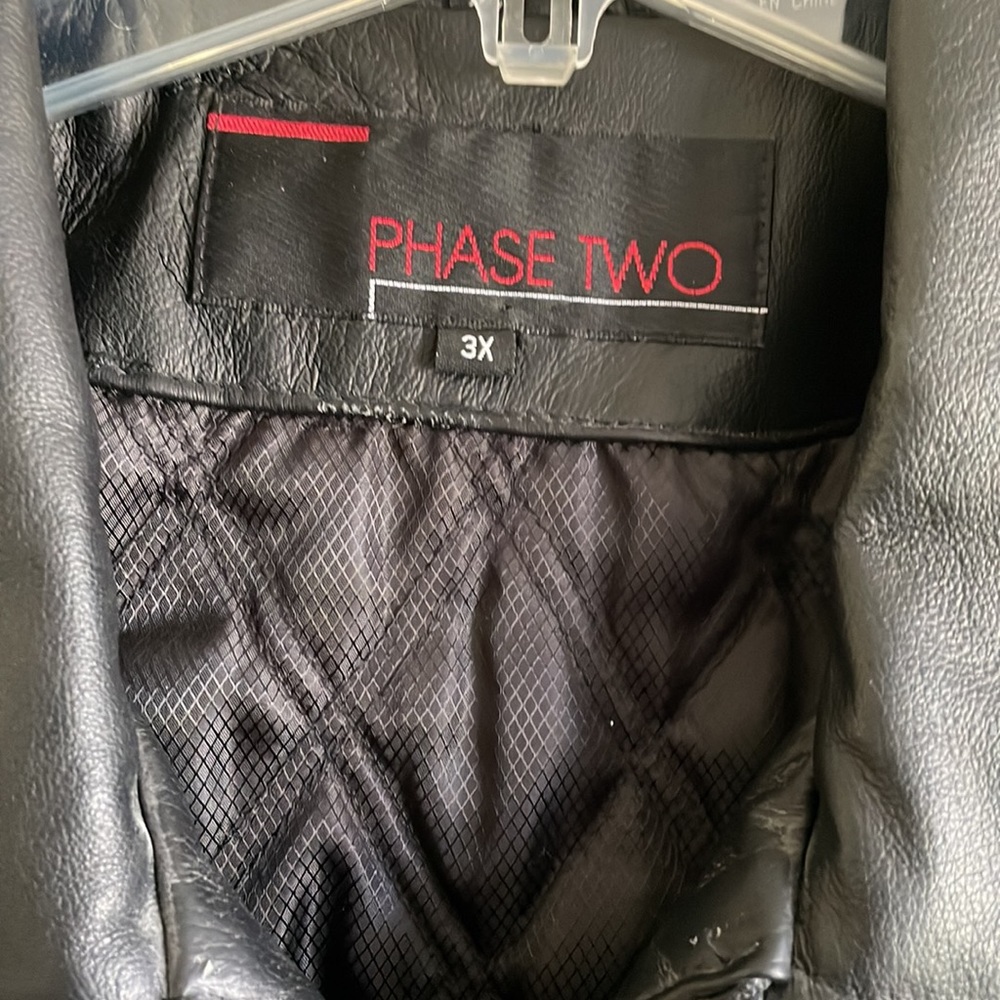 Phase Two Women’s Leather Jacket - Picture 2 of 16